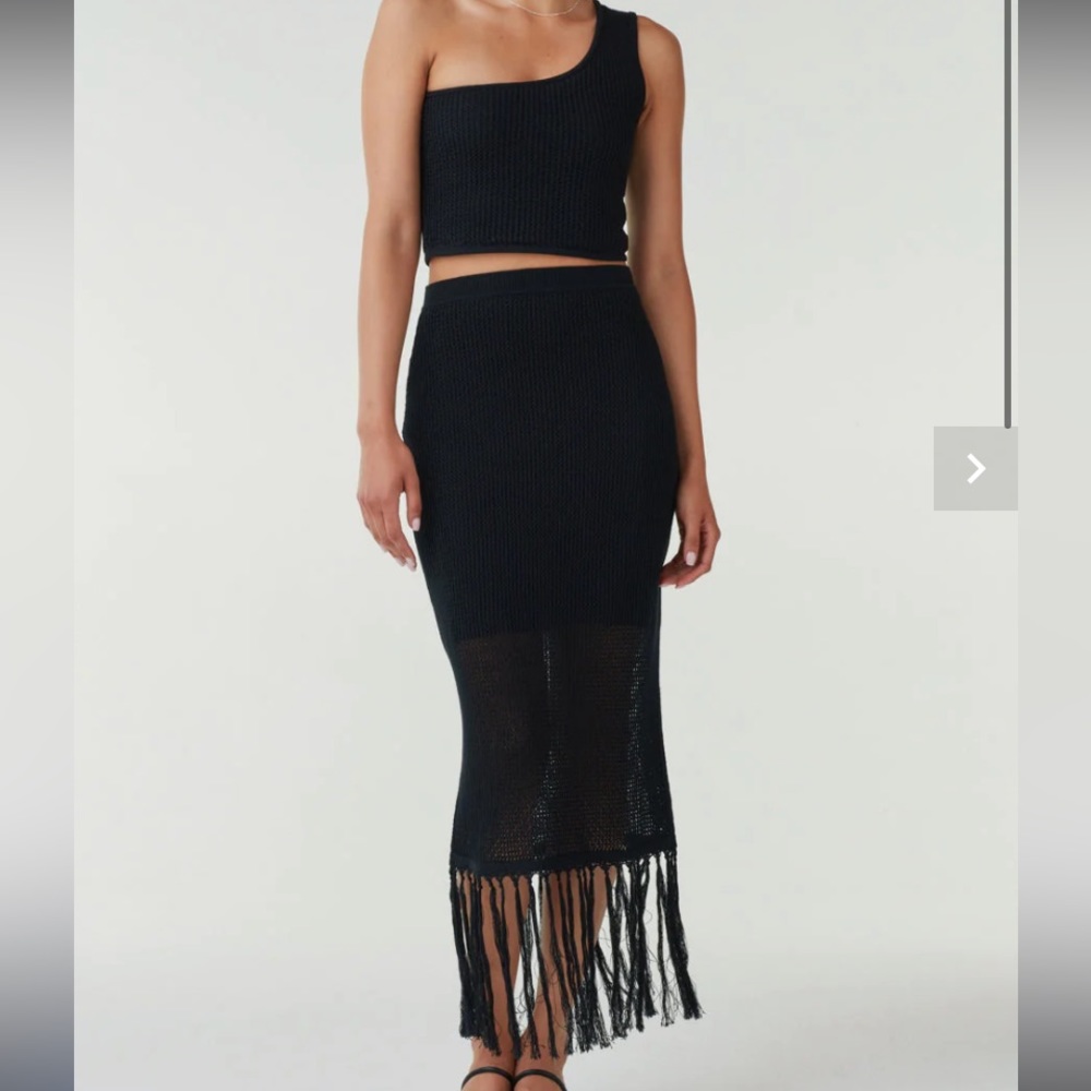 VETTA Black One-Shoulder Crop Top and Fringe Maxi Skirt Set